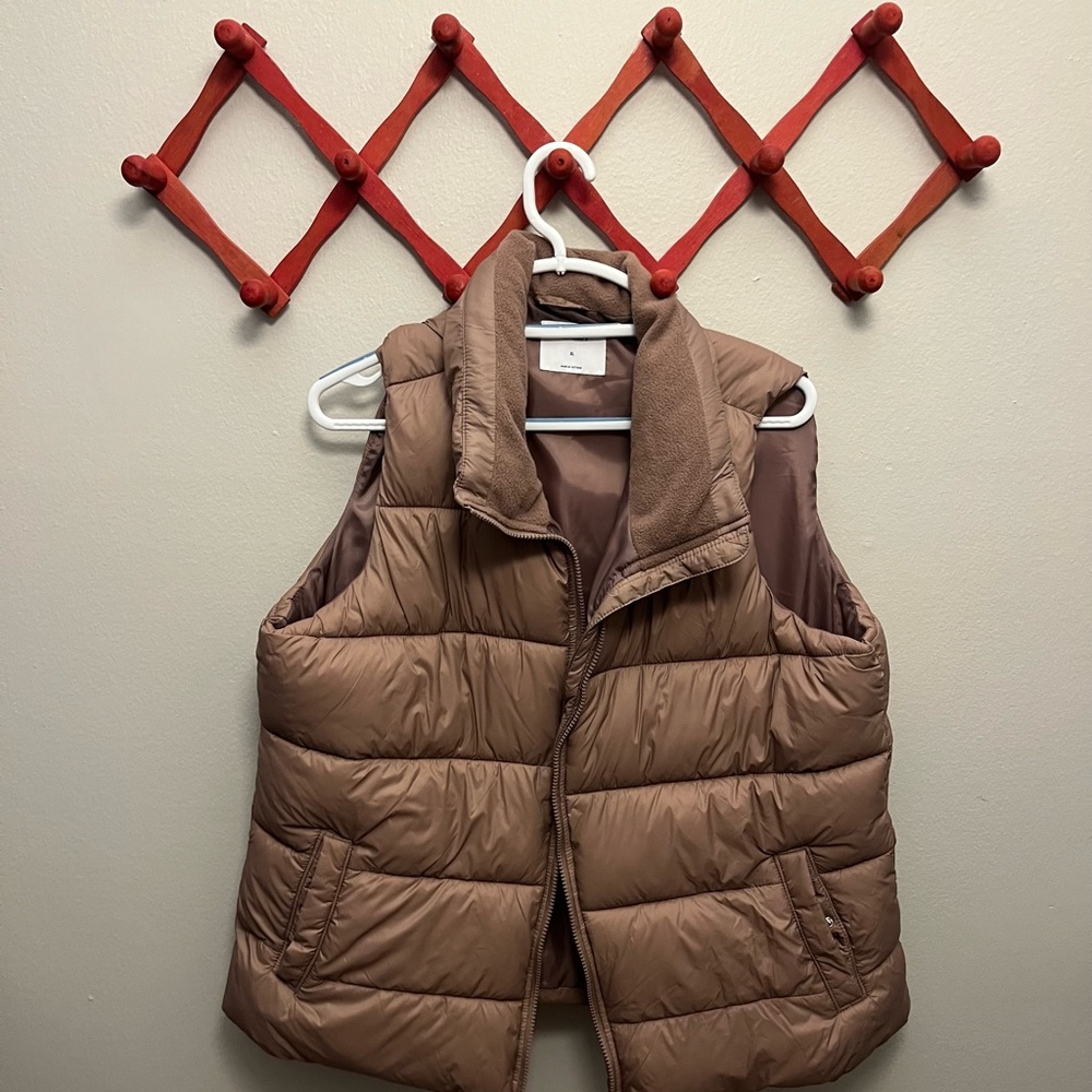 Old Navy Pink Puffer Vest
